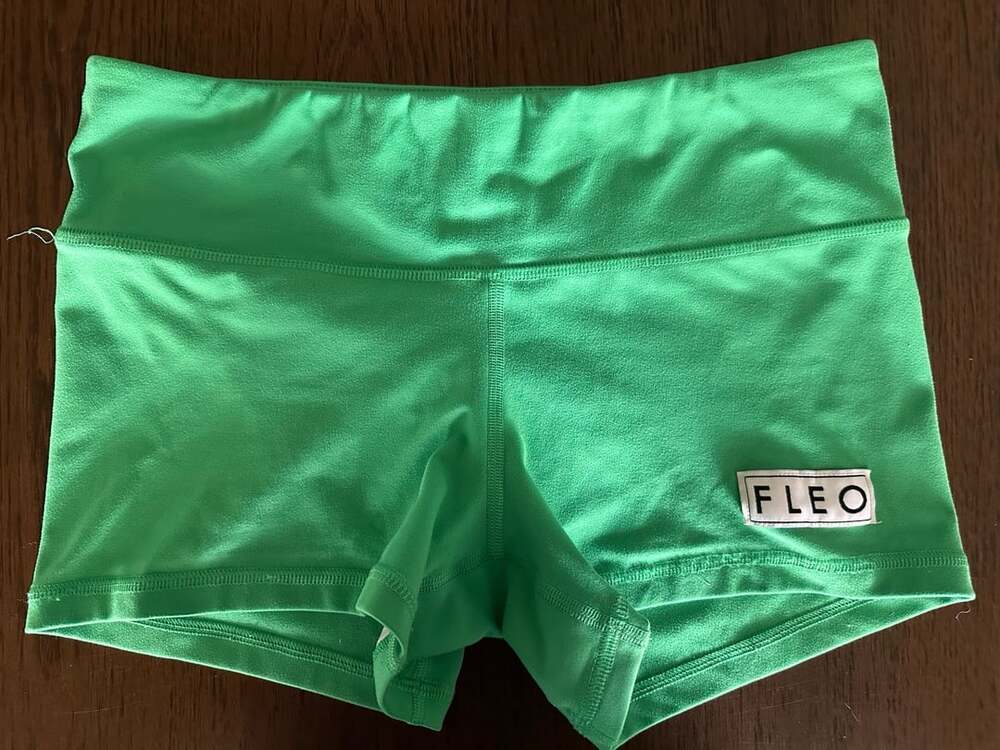 Fleo Athletic Crossfit Shorts Size M Green